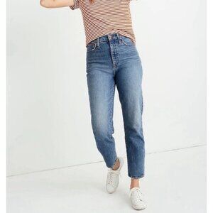 Madewell Classic Straight Jeans in Peralta Wash
